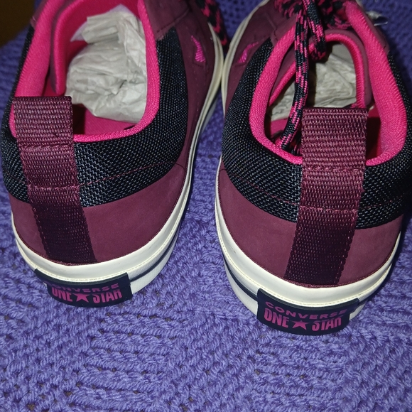 Sneakers - Picture 3 of 6